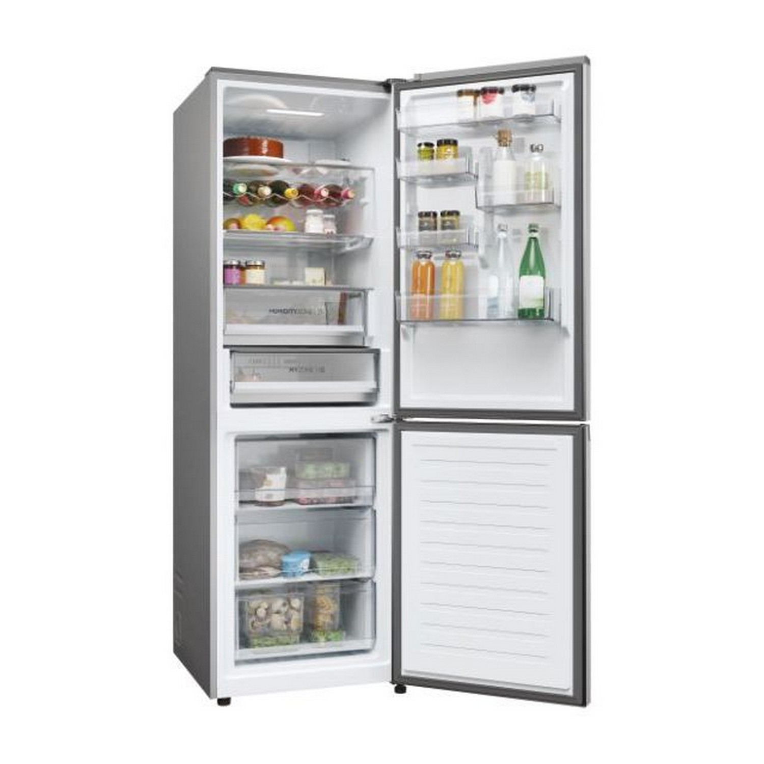 Een koelkast met de deur open, met planken met eten en drinken.