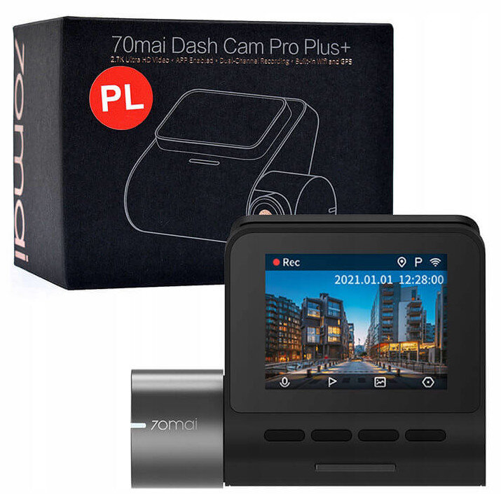 Kamera samochodowa z ekranem pokazującym scenę miejską i pudełkiem z etykietą PL.