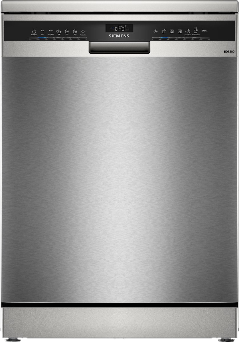 Façade de lave-vaisselle en acier inoxydable. Un panneau de commande se trouve en haut avec un affichage numérique.