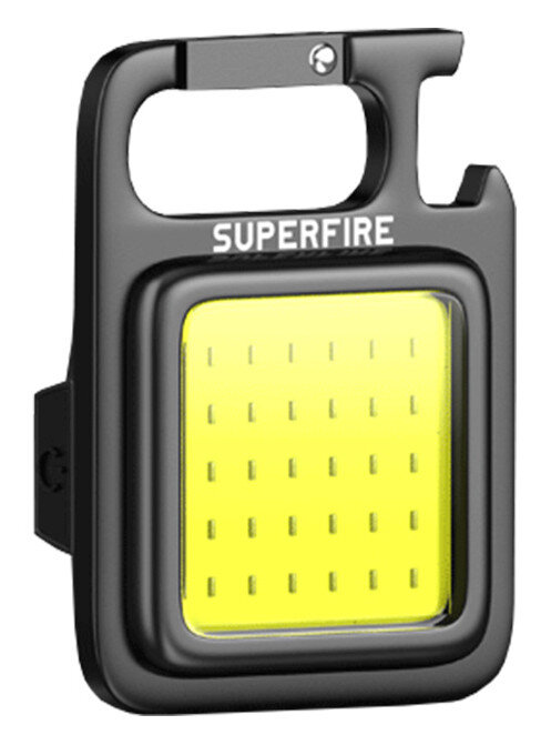 Czarny, prostokątny multi-tool z żółtym panelem świetlnym. Posiada karabińczyk i napis 'SUPERFIRE'.