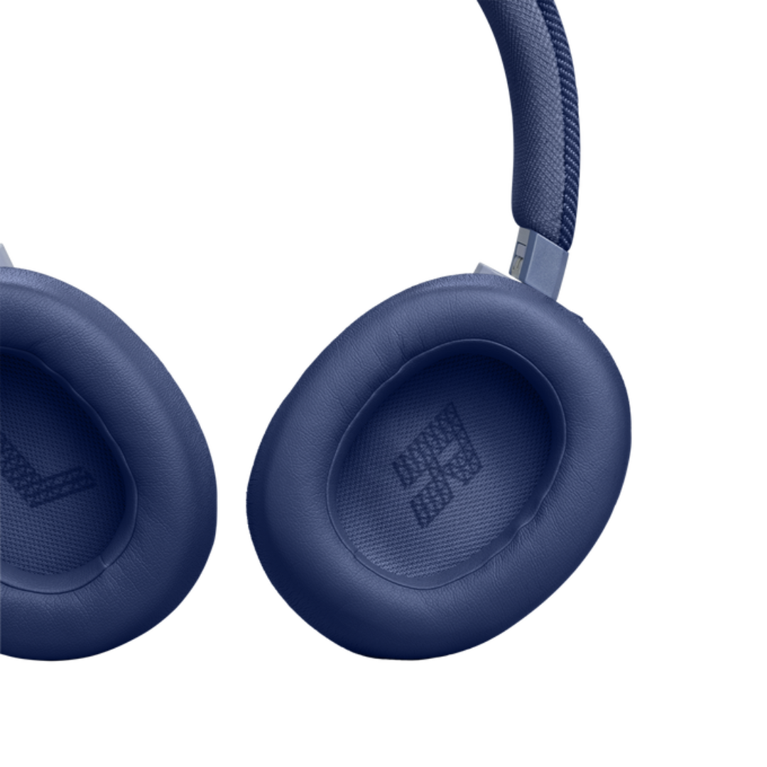 Auriculares azules con diadema y auriculares de tela azul.