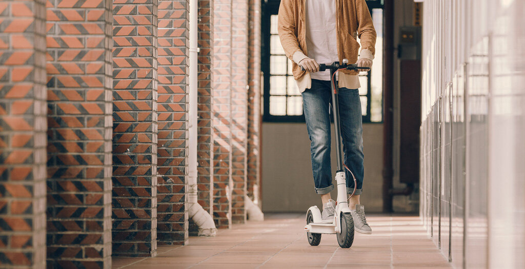 Elektryczna hulajnoga XIAOMI MiJia Electric Scooter Czarny