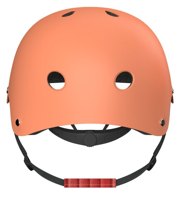 Pomarańczowy kask z czarnymi paskami i czarnym pokrętłem regulacji. Ma dwa otwory na oczy.