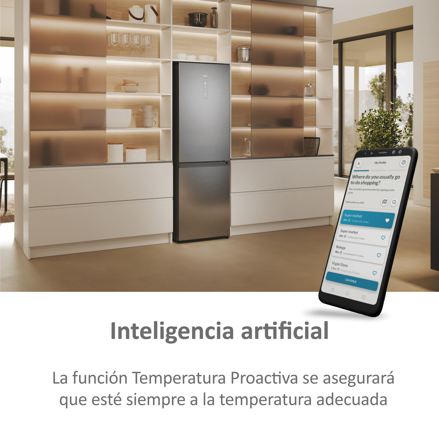 Escena de cocina con nevera y smartphone. El smartphone muestra una app para comprar comestibles.