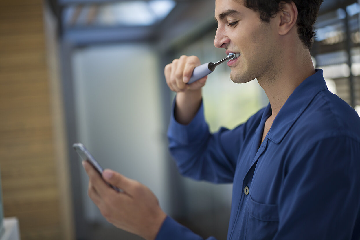 Szczoteczka soniczna PHILIPS SONICARE DiamondClean Smart HX9924/47 z aplikacją na telefon