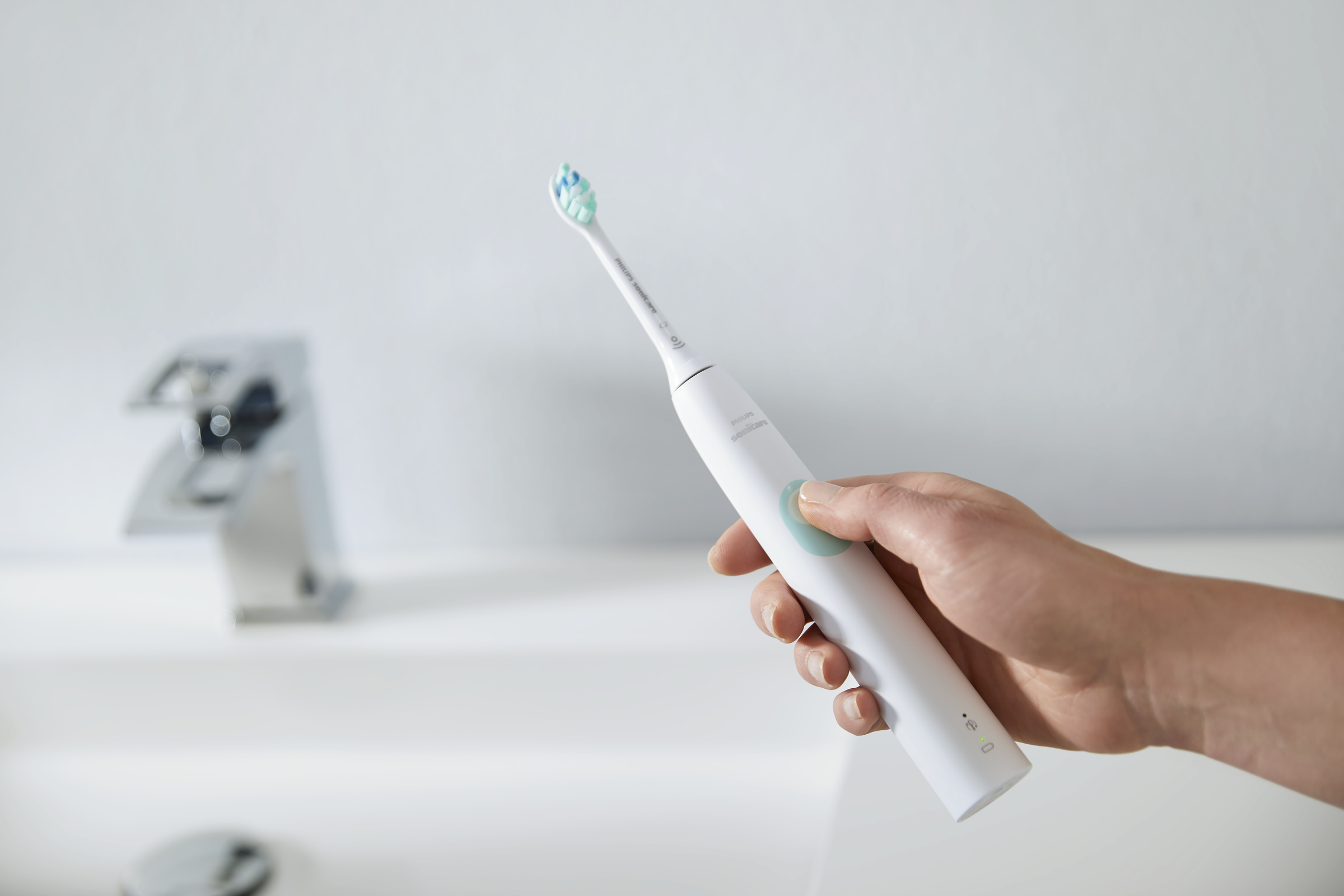 Szczoteczka soniczna PHILIPS SONICARE ProtectiveClean 4300 HX6807/04