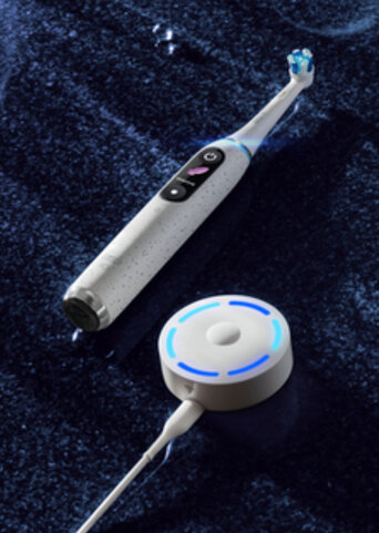 Szczoteczka magnetyczna ORAL-B Series 10 iO10 White Stardust