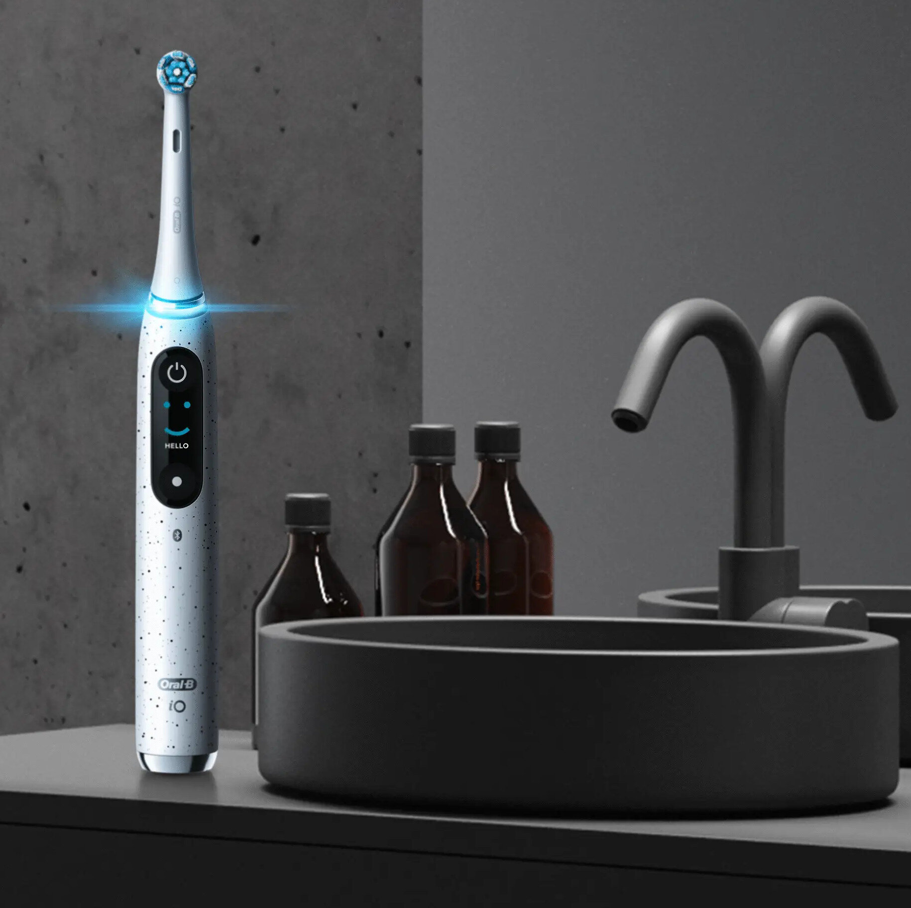 Szczoteczka magnetyczna ORAL-B Series 10 iO10 White Stardust