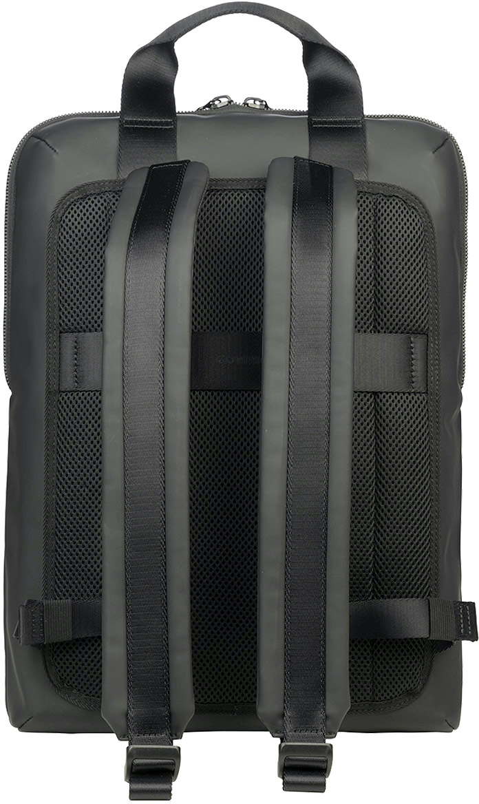 Schwarzer Rucksack mit Trägern und einem Mesh-Rückenteil.
