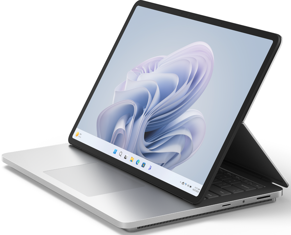 Zilveren laptop met een scherm met een wit en blauw abstract ontwerp.
