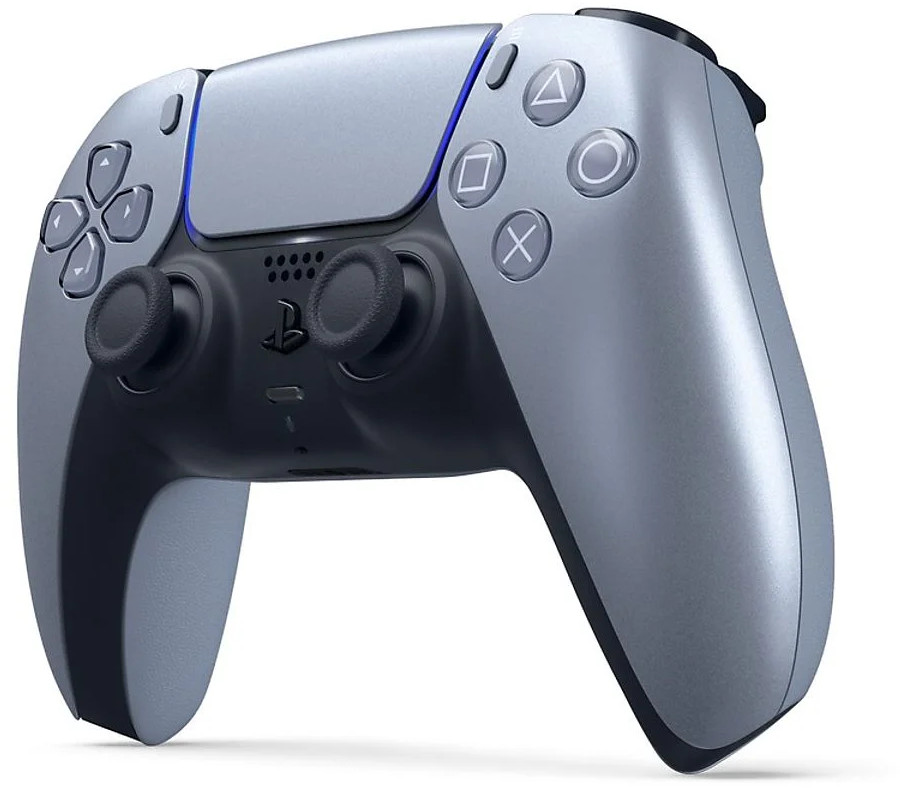 Zilver en zwarte PlayStation 5 controller met knoppen en joysticks op wit.