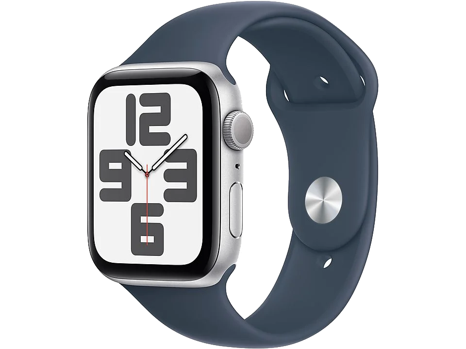 Un Apple Watch plateado con correa azul, mostrando la hora.