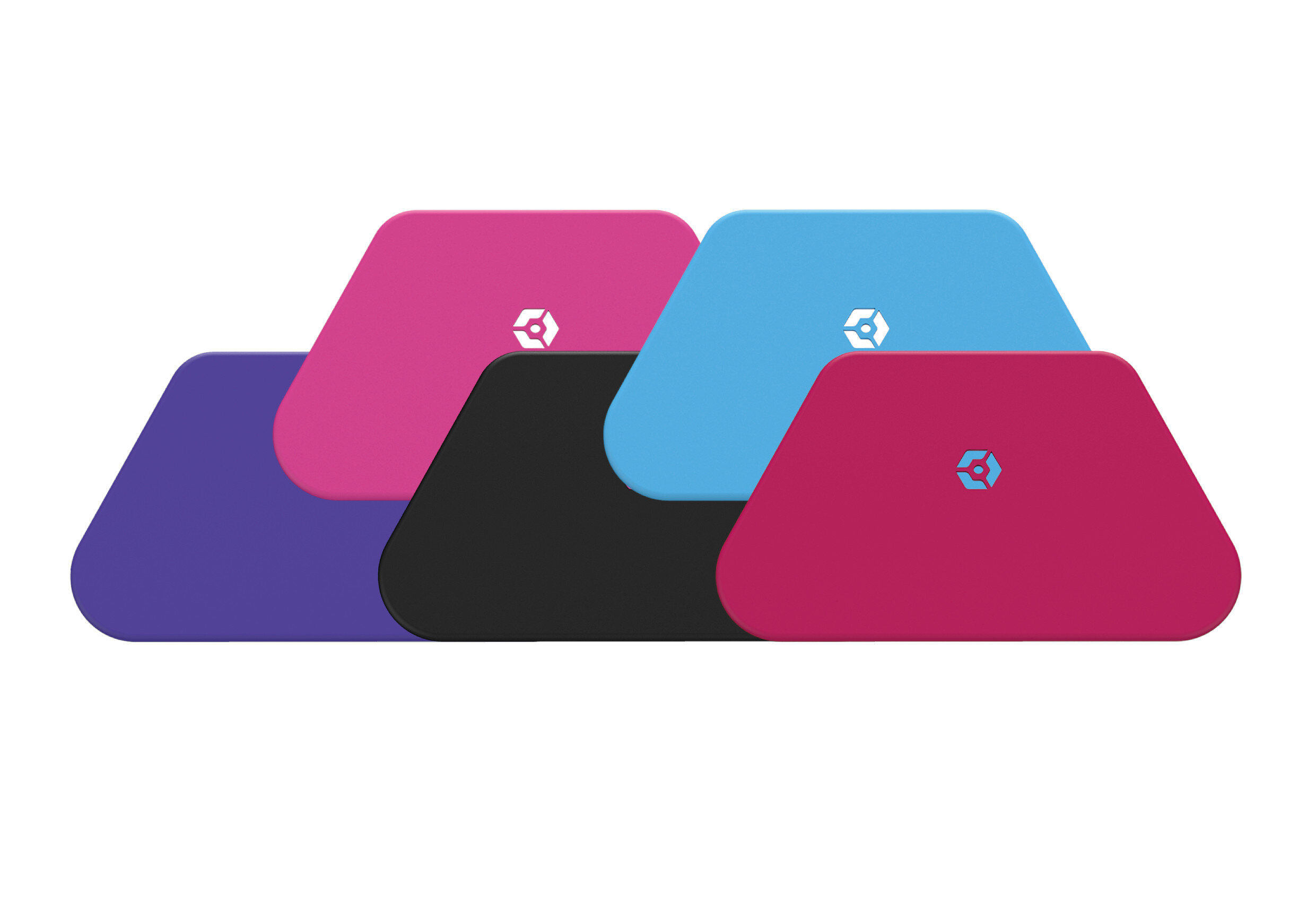 Pięć kolorowych, trójkątnych urządzeń w kolorze fioletowym, różowym, czarnym, niebieskim i czerwonym. Białe tło.