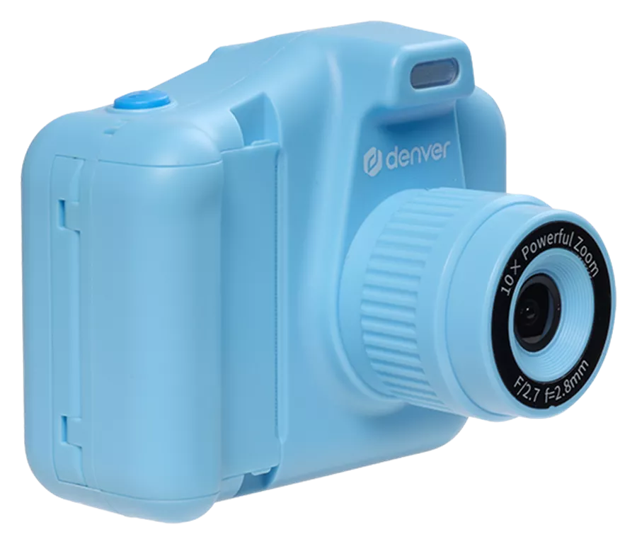 Blaue Digitalkamera mit Zoomobjektiv, auf schwarzem Hintergrund.