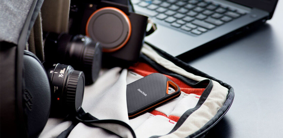 Zewnętrzny dysk SSD SANDISK Extreme Pro Portable v2 1TB 2000MB/s SDSSDE81-1T00-G25