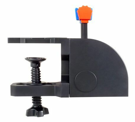 Czarny zacisk z regulowaną śrubą i pomarańczowo-niebieską dźwignią.