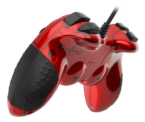 Czerwony, przezroczysty kontroler do gier z czarnymi uchwytami i przyciskami, podłączony czarny kabel.