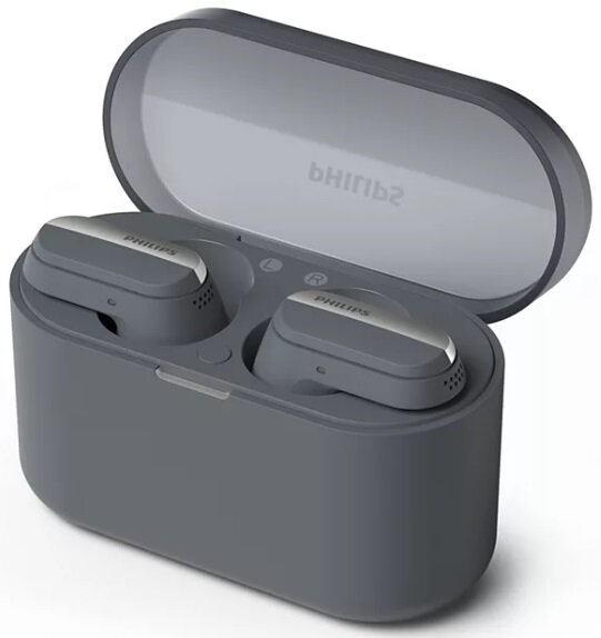 Szare słuchawki douszne w etui ładującym. Etui jest otwarte, ujawniając słuchawki.