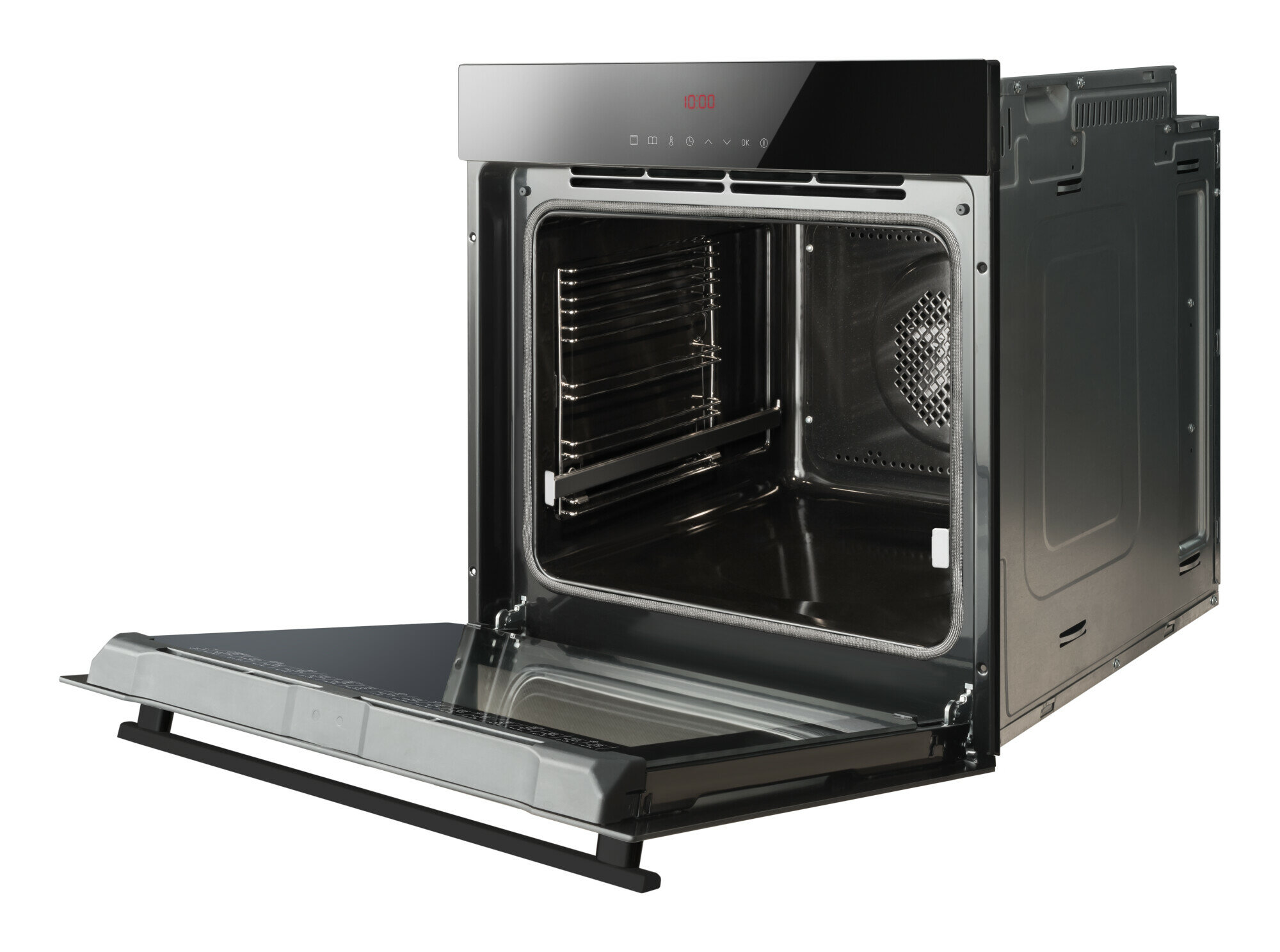 Otwarty piekarnik, widoczne wnętrze. Zawiera ruszty i wentylator. Wyświetlacz cyfrowy na górze.