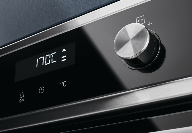 Piekarnik ELECTROLUX EOF6P70X serii 600 SurroundCook