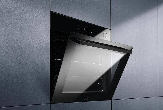 Piekarnik ELECTROLUX EOC8P39Z seria 700 SteamCrisp