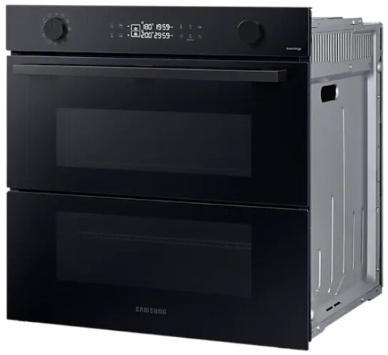 Czarny piekarnik podwójny Samsung. Wyświetlacz cyfrowy pokazuje ustawienia. Boki ze stali nierdzewnej.