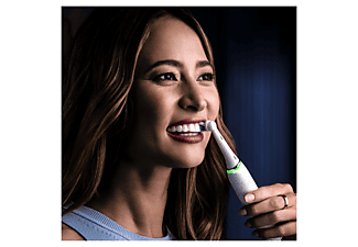 ORAL B iO 10 Şarjlı Diş Fırçası + Manyetik Şarj + Seyahat Kabı Beyaz_7