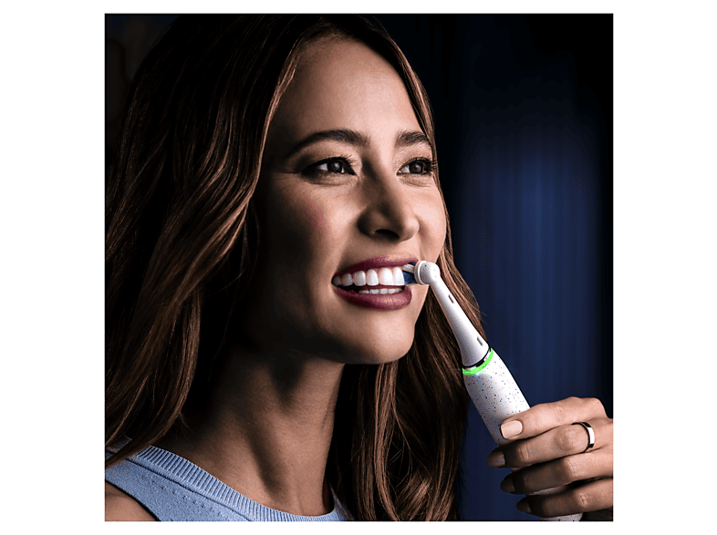 ORAL B iO 10 Şarjlı Diş Fırçası + Manyetik Şarj + Seyahat Kabı Beyaz_7