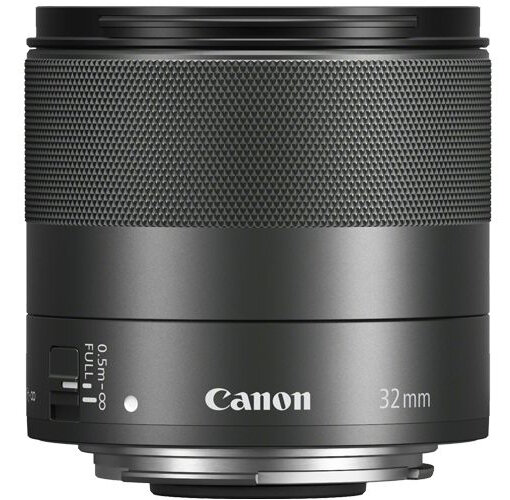 Obiektyw Canon 32mm. Czarny obiektyw z teksturowanym uchwytem.