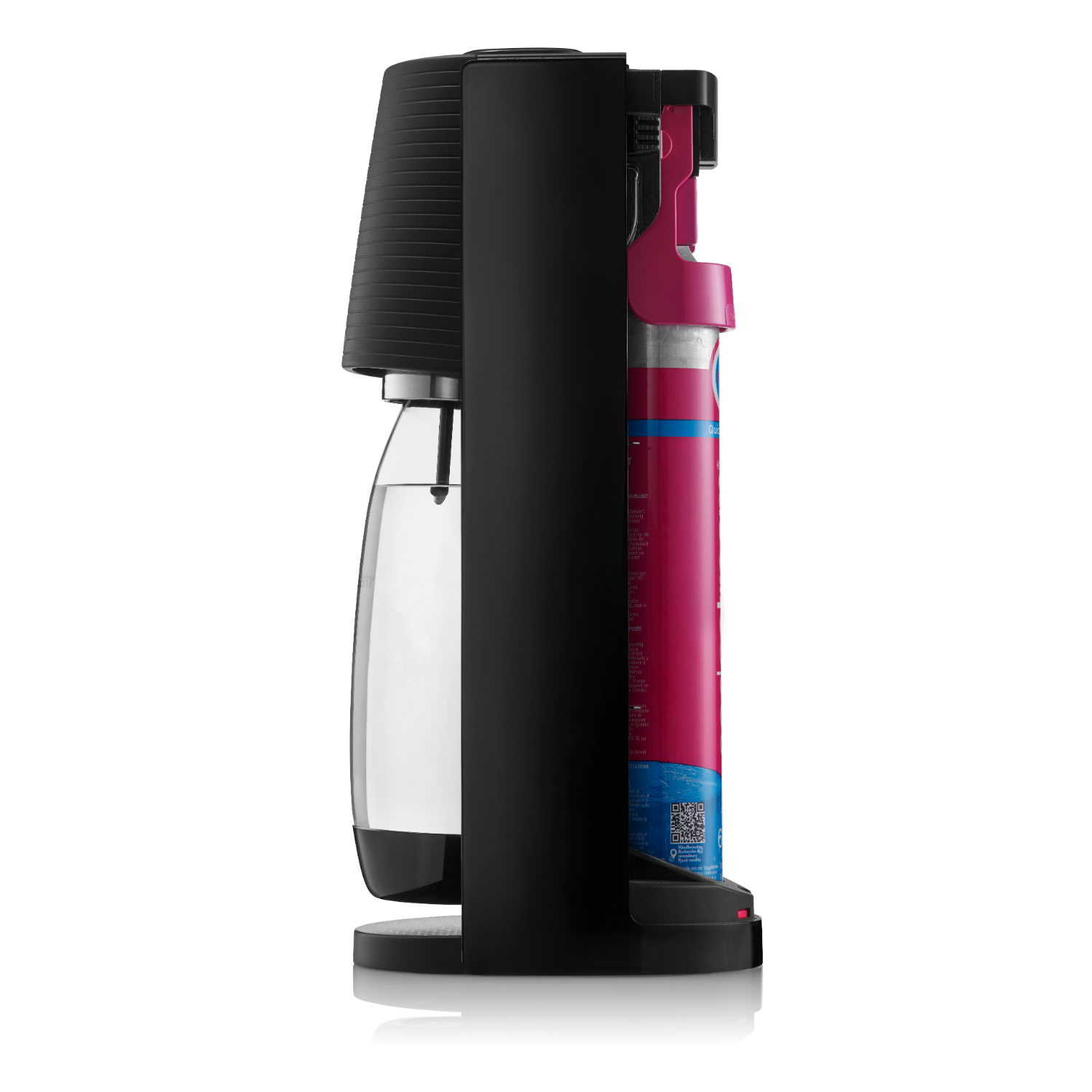 Zwarte en rode frisdrankmaker met een doorzichtige watercontainer en een roze CO2-patroon.
