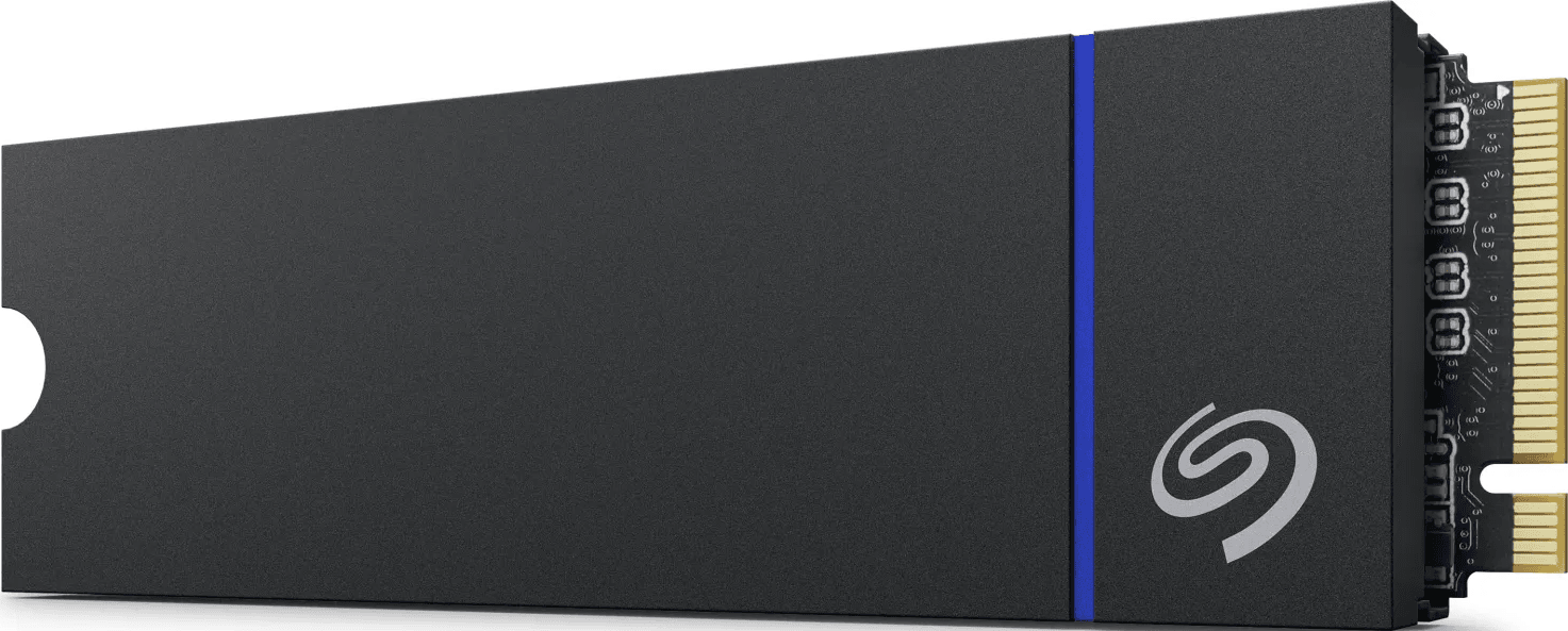 SSD M.2. È un dispositivo di archiviazione rettangolare nero con una striscia blu. Sfondo bianco.