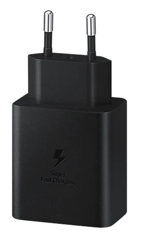 Czarna ładowarka Samsung z logo Super Fast Charging i dwoma metalowymi bolcami.