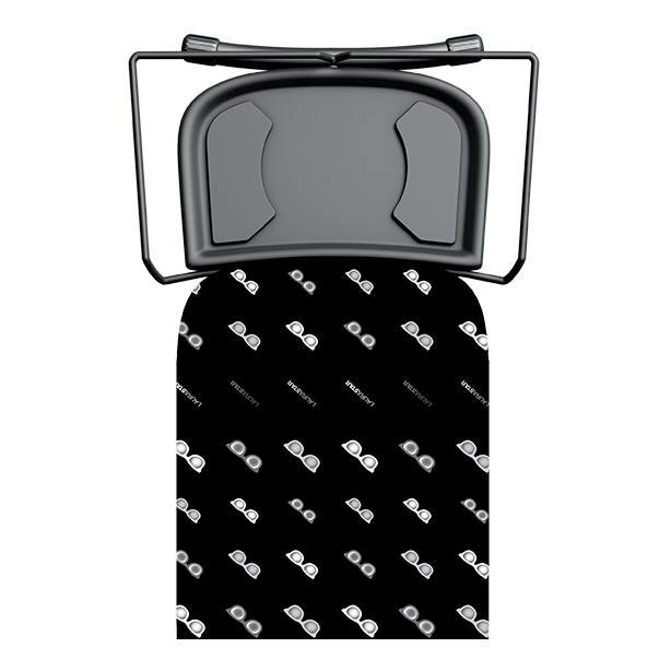 Deska do prasowania z czarnym pokrowcem w białe okulary i czarną ramą.