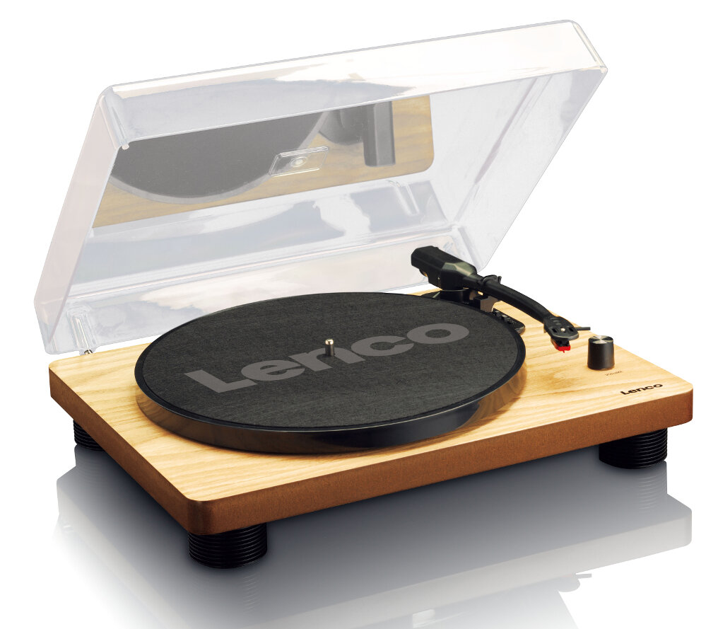 Drewniany gramofon z czarną płytą i przezroczystą pokrywą.