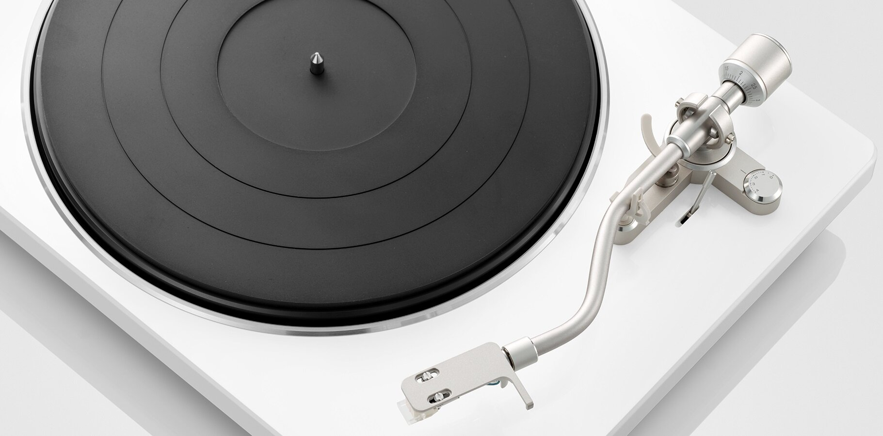 Gramofon DENON DP-400 Biały