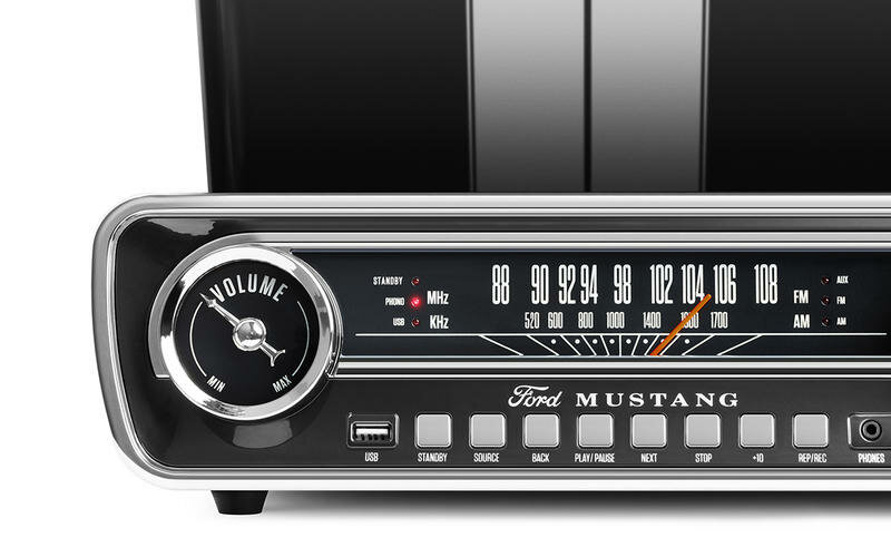 Gramofon ION Mustang LP Czarny