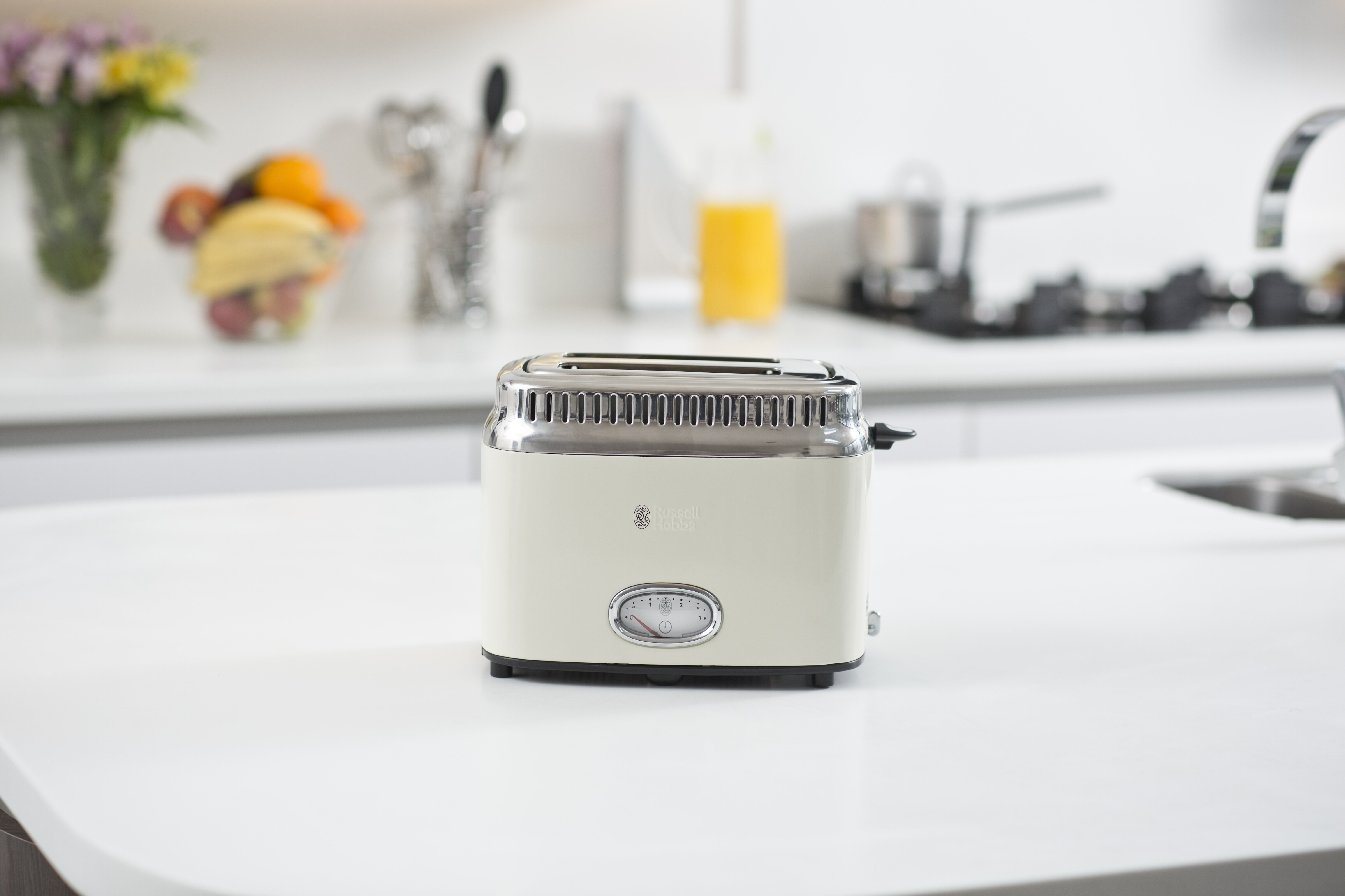 Toster RUSSELL HOBBS 21682-56 RETRO VINTAGE CREAM