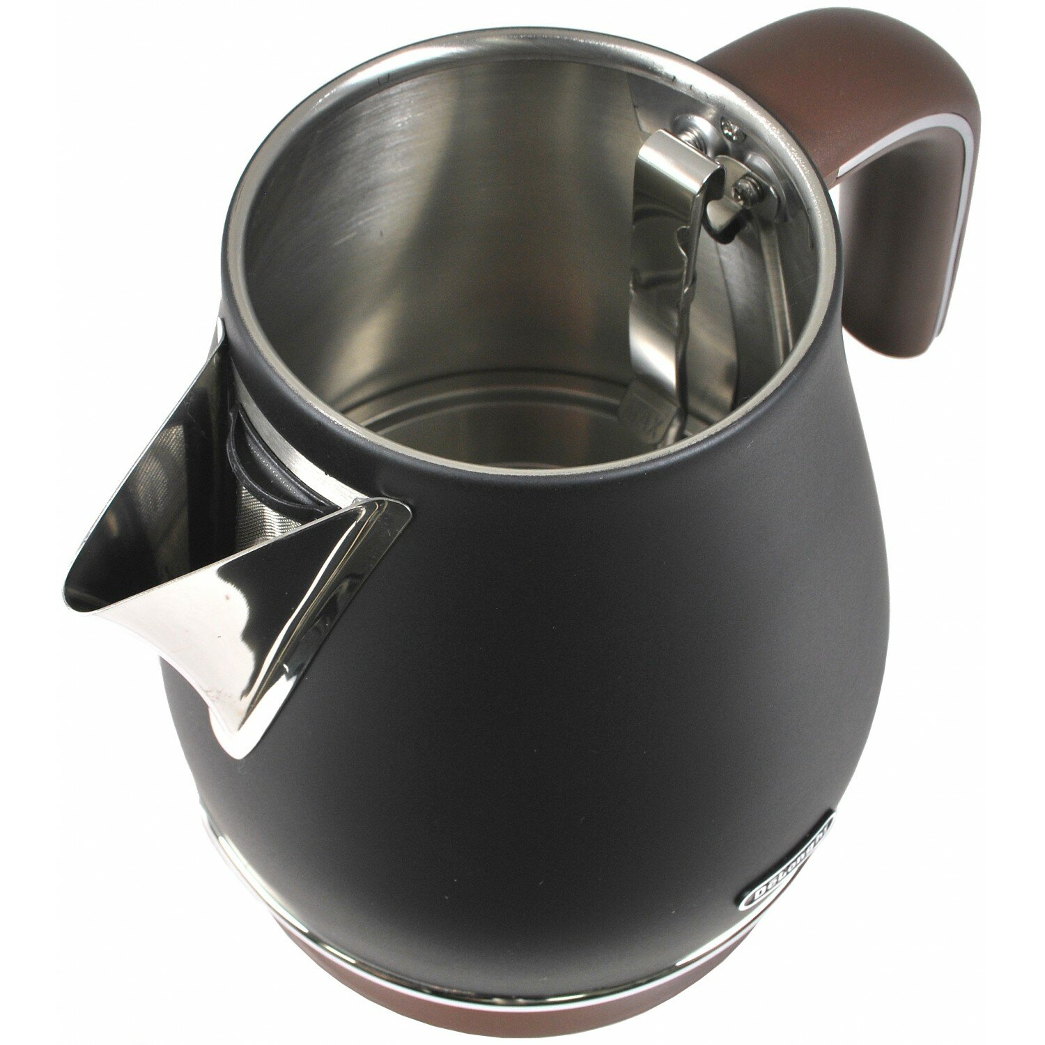 Czarny i brązowy czajnik elektryczny z wnętrzem ze stali nierdzewnej i sitkiem do herbaty.