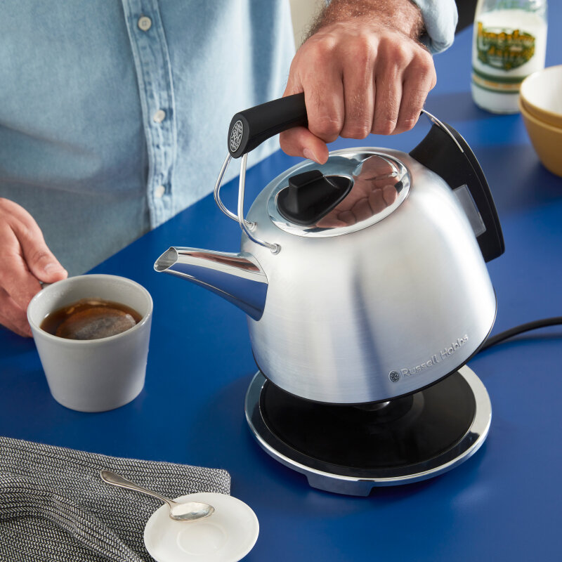 Czajnik RUSSELL HOBBS 25860-70 K65 Anniversary Kettle Steel