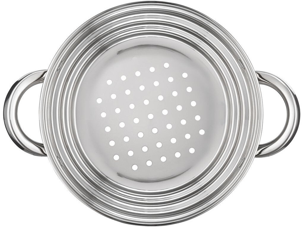 Metalowe sitko w garnku. Sitko ma wiele otworów i dwa uchwyty.