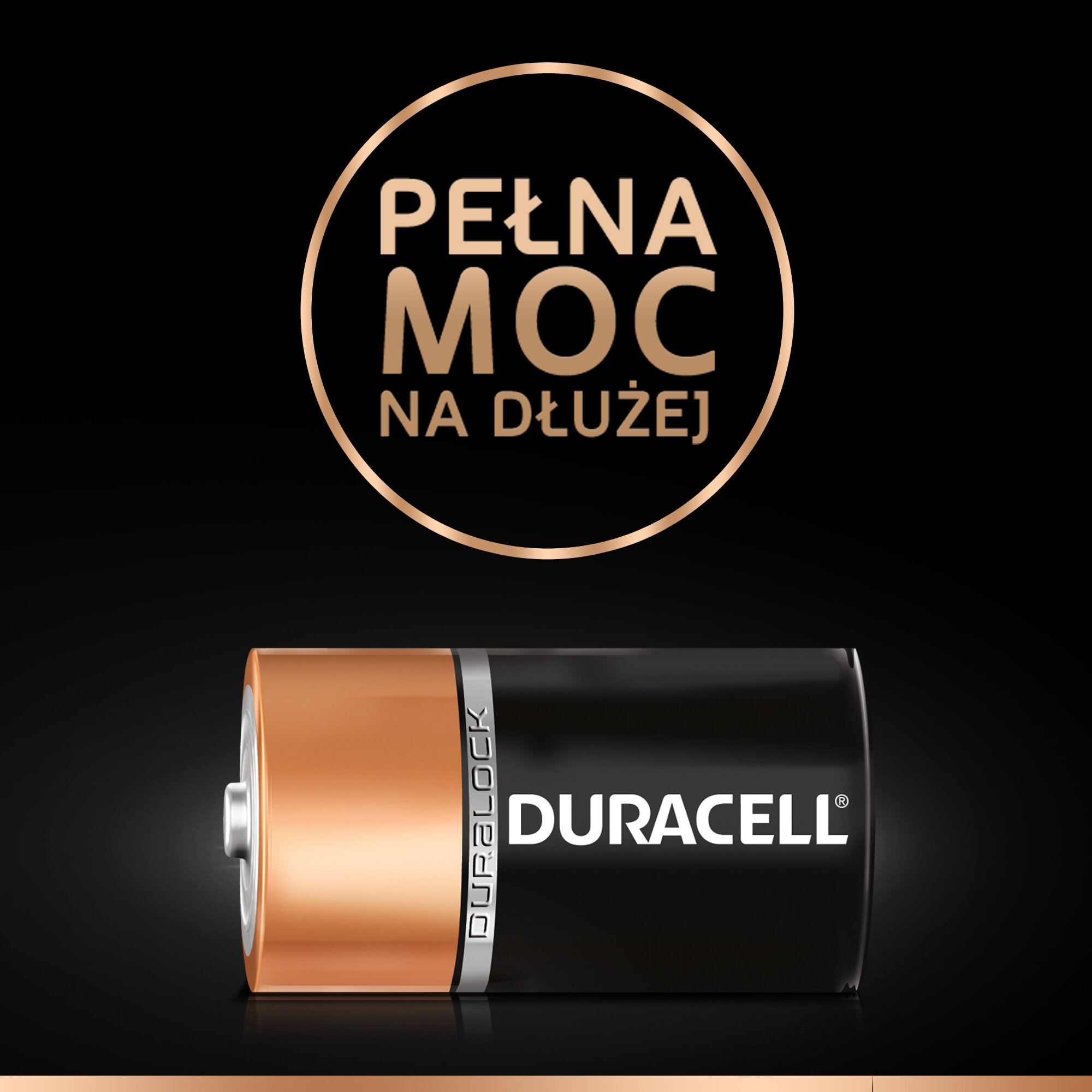 Bateria Duracell z miedzianym wierzchem, czarnym korpusem i tekstem 'PEŁNA MOC NA DŁUŻEJ'.