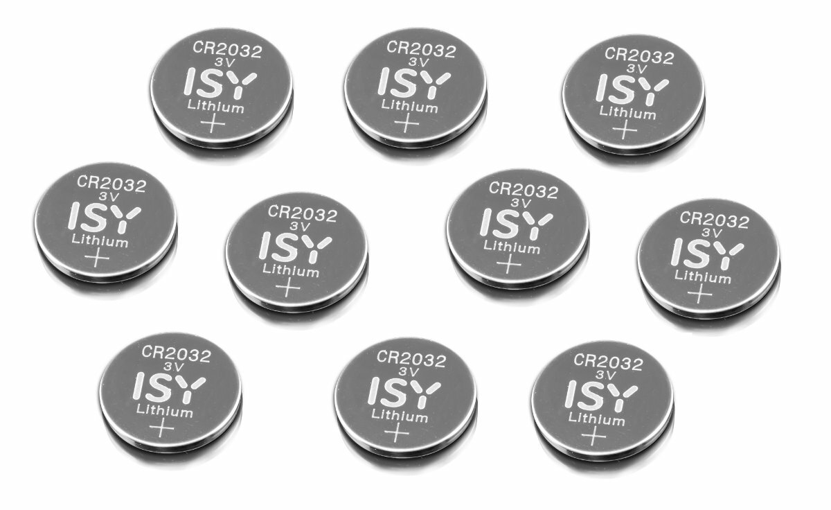 Dziesięć baterii pastylkowych CR2032 3V litowych, szare, ułożone na białej powierzchni.