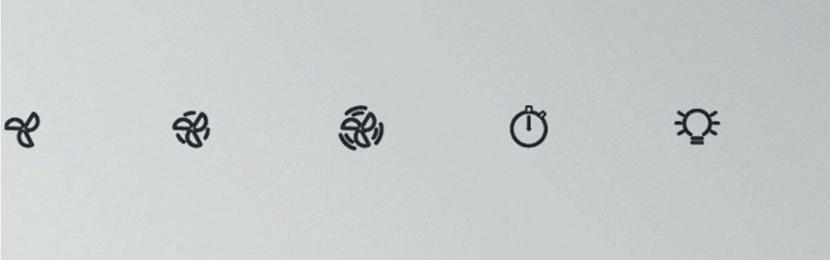 Seria ikon przedstawiających prędkości wentylatora, minutnik i żarówkę na białym tle.