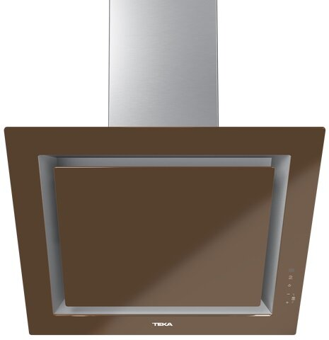 Brązowy okap Teka ze srebrnym kominem. Okap jest zamontowany na białej ścianie.