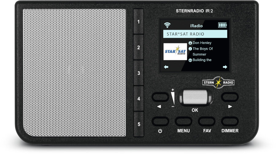 Czarny radio Sternradio IR 2 z wyświetlaczem i przyciskami.