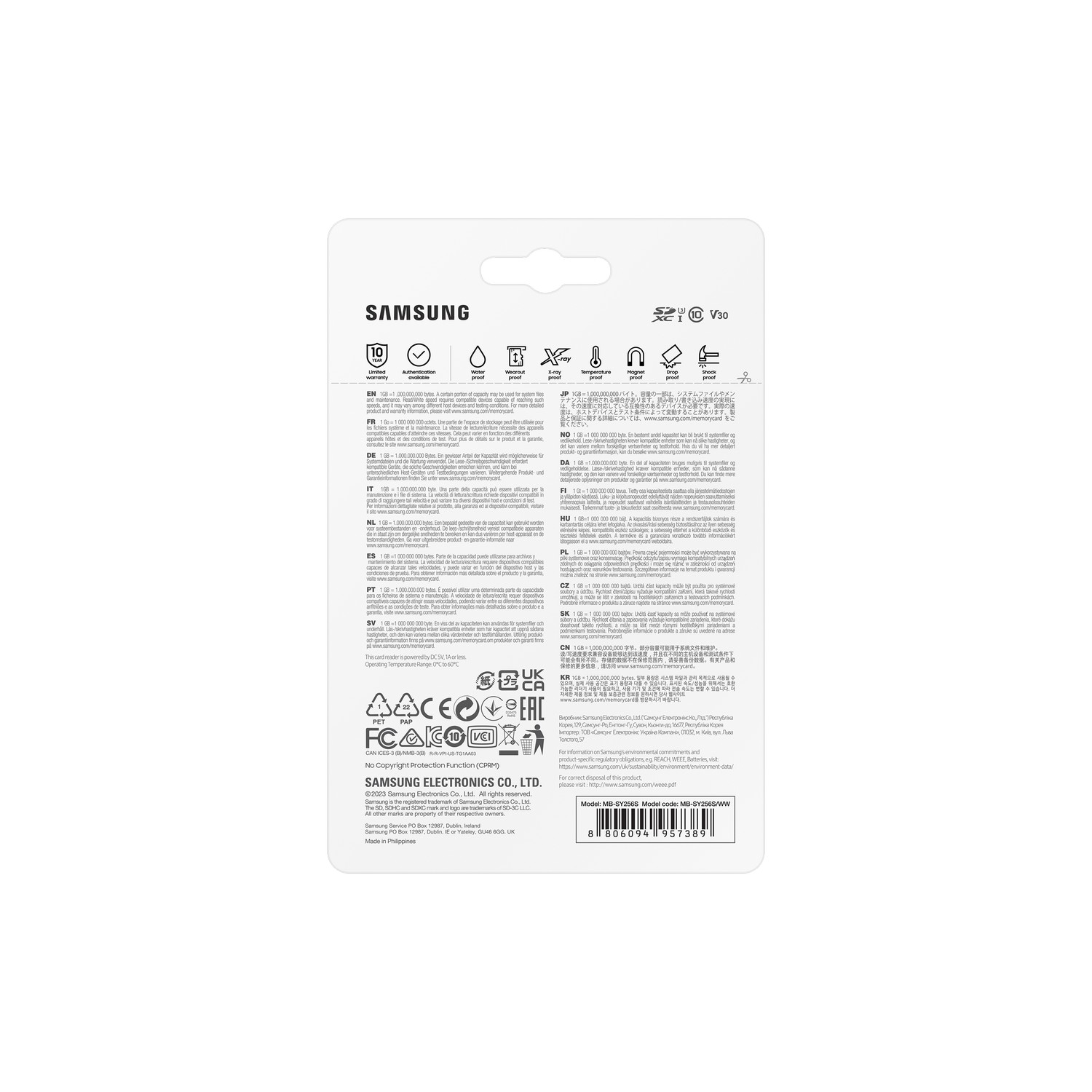 Een verpakking van een Samsung MicroSD-kaart, met tekst in meerdere talen.
