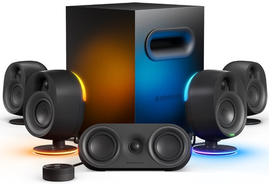 Czarny zestaw głośników SteelSeries z 5 głośnikami i subwooferem. Pomarańczowe i niebieskie światła.