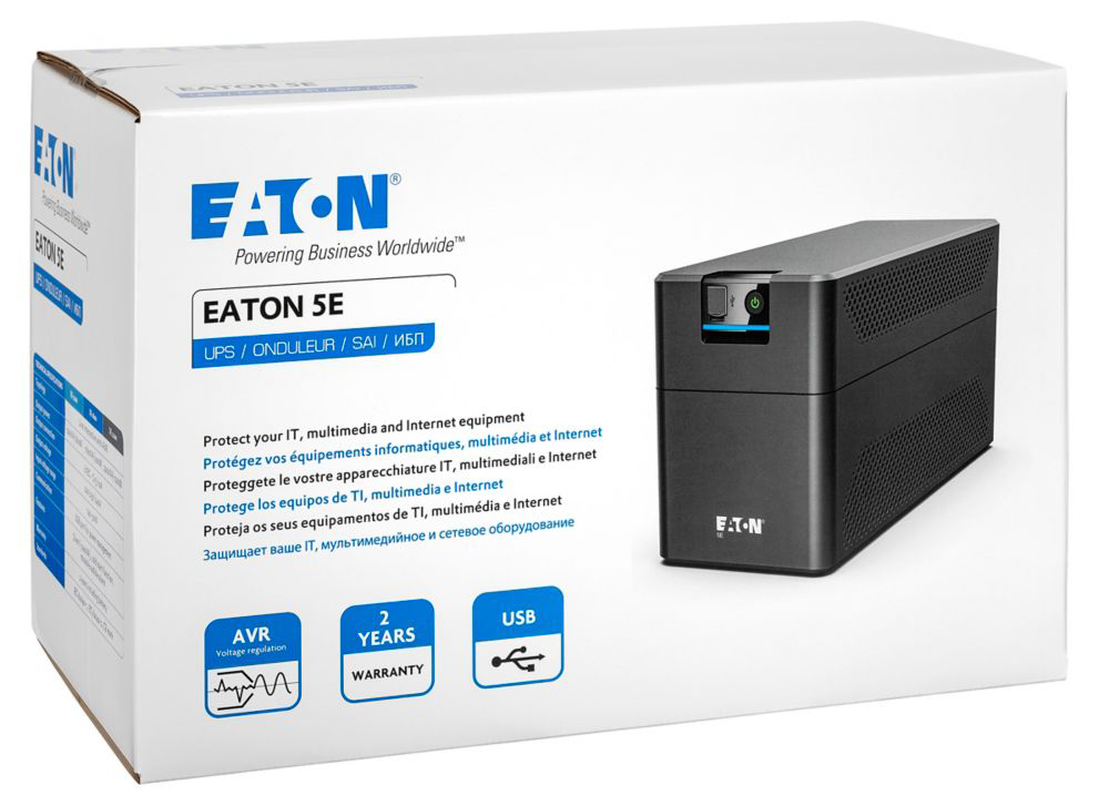 Eaton 5E UPS doboz. A doboz mutatja az UPS-t, és információkat tartalmaz a garanciáról és a funkciókról.