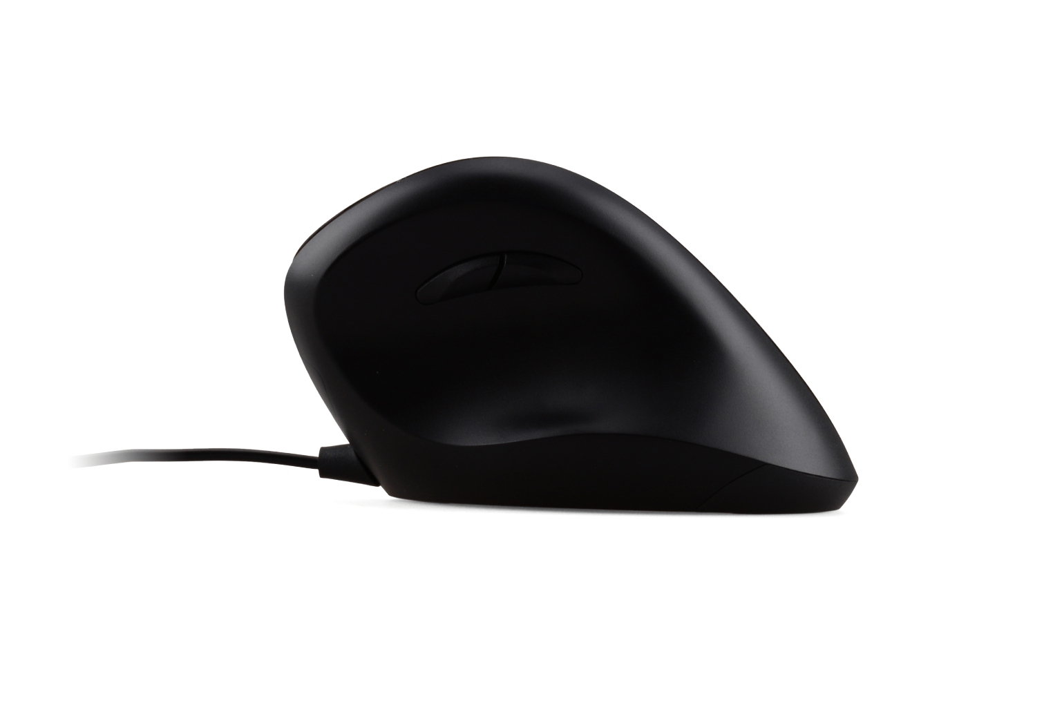 Un ratón de ordenador ergonómico negro con un diseño curvado y un cable.