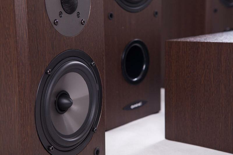 Zestaw głośników QUADRAL Quintas 6550 Orzech